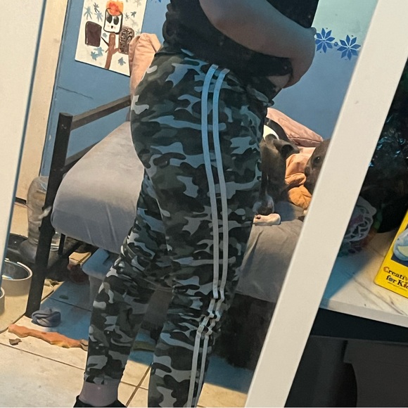 Camo white, striped leggings - Picture 2 of 5